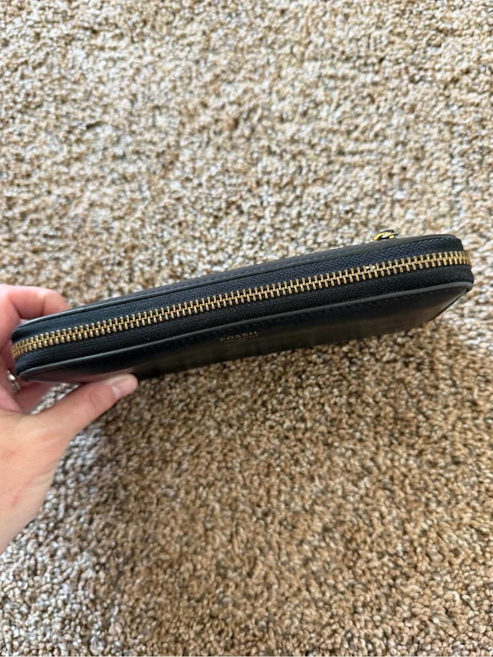 FOSSIL Black Leather Zip Wallet